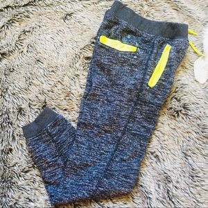 DKNY boy’s gray green joggers sweatpants size small 8